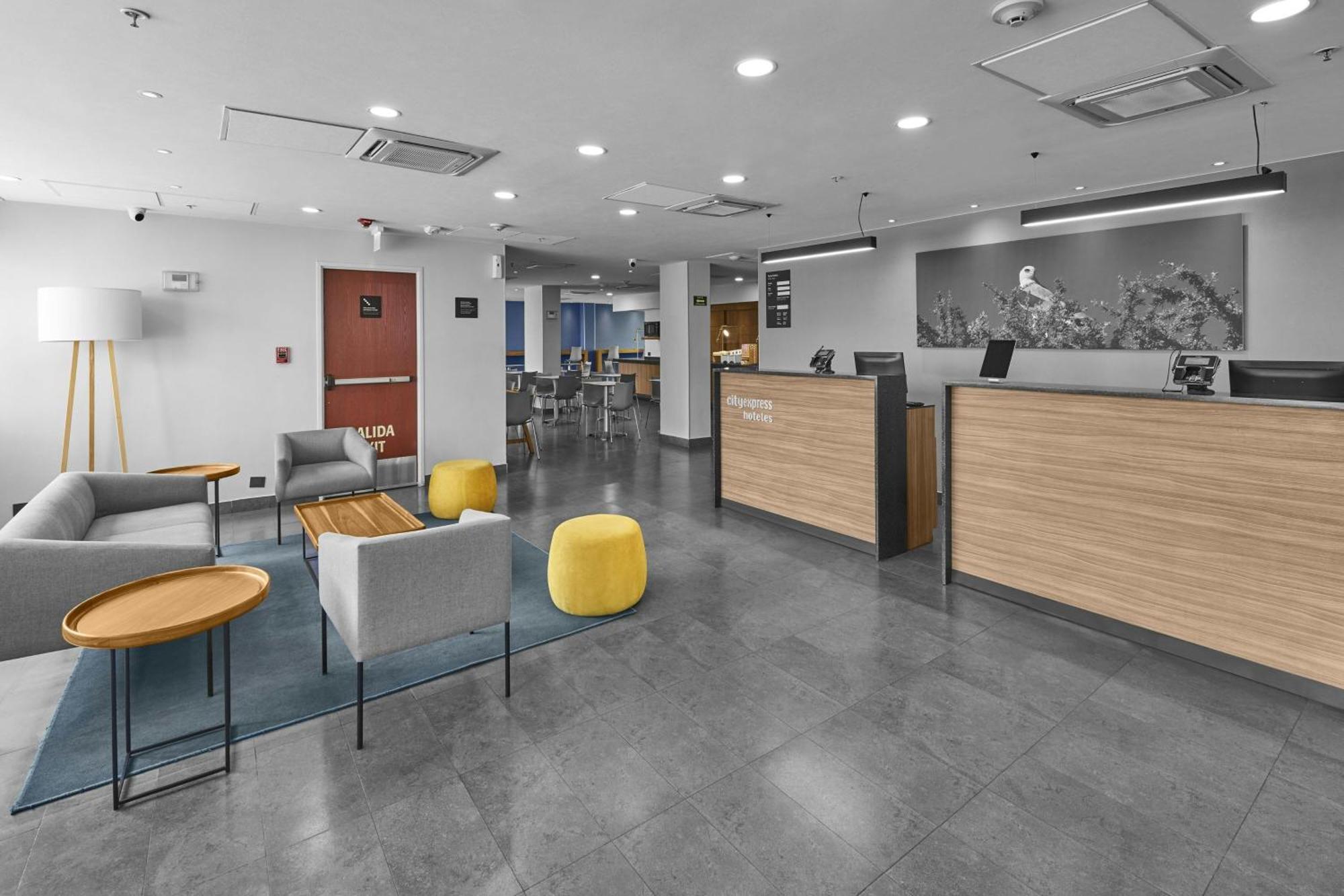 City Express By Marriott Comitan Екстер'єр фото